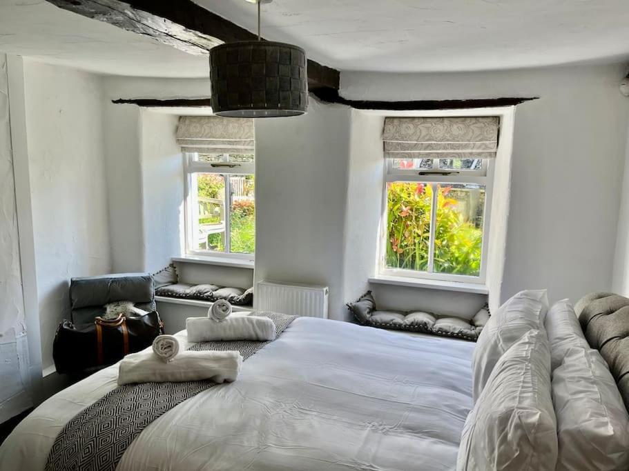 The Old Post Office, Cosy Grade II Listed 2 Bed Apartment 윈더미어 외부 사진
